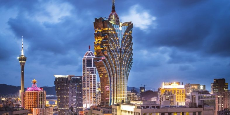 Macau-China-Grand-Lisboa-Hotel-Images-e1446469029897